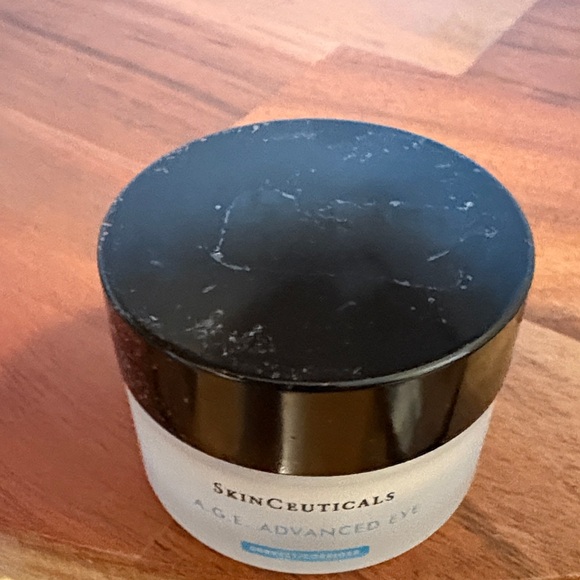 SkinCeuticals A.G.E. Advanced Eye Cream - 15ml - Picture 5 of 8